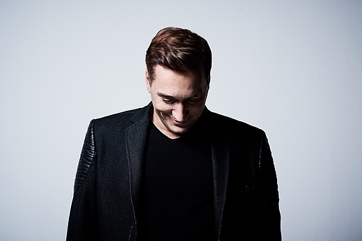 Stage Drive: Paul van Dyk