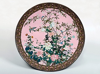 Precious donation: Museum Angewandte Kunst receives around 300 Japanese cloisonné works