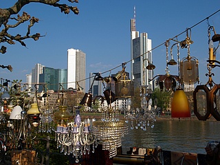 Der Flohmarkt am Mainufer ist zurück!