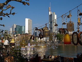 Der Flohmarkt am Mainufer ist zurück!