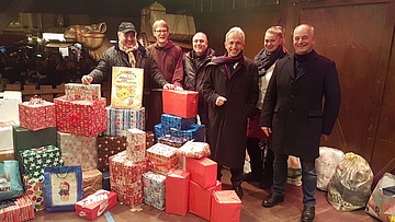 Schausteller sammeln Päckchen für Obdachlose