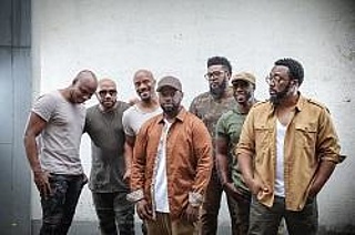 Naturally 7 Best Of Vocal Play