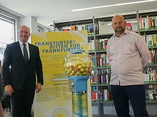 Gutsje-Gligger for Frankfurt - A chewing gum machine as a dispenser of luck