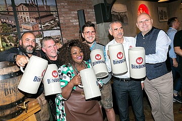 Traditional festival beer tasting for the 11th Frankfurt Oktoberfest