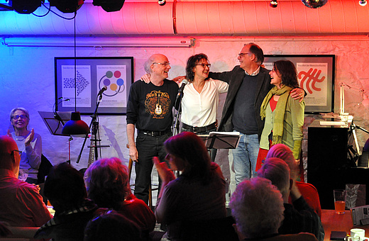 Lieder, die wir brauchen - widerständig, kraftvoll, ermutigend