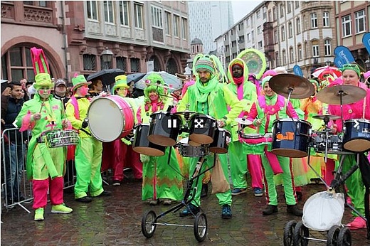 Great Frankfurt carnival procession through Frankfurt city centre