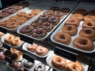 Krispy Kreme Doughnuts poppen im MTZ auf