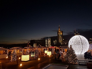 CityXmas 2018 lädt zum Hüttenzauber über den Dächern Frankfurts