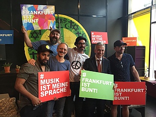 Frankfurt ist bunt – Kundgebung lädt zum gemeinsamen Tanzen ein