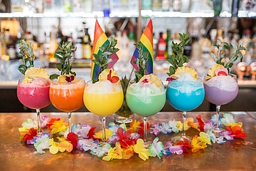 Hilton Hotels &amp; Resorts bietet zum CSD 'Pride Colada' Cocktails an