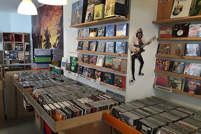 A must for music lovers - No2 Records in Sachsenhausen