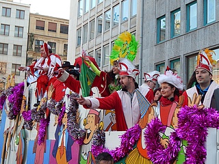 60 carnival clubs make Frankfurt colorful in the fifth season