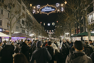 Frankfurt sets an example for diversity: Ramadan lighting in the Freßgass' shines again