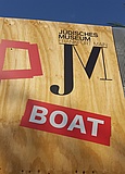 Kommt ein Boot geschippert – Museum kommt von Muße und Muse