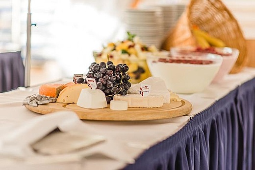 Sonntags-Brunch auf dem Main