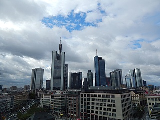 Nach nur 1 Tag - Lockerungen in Frankfurt werden zurückgenommen