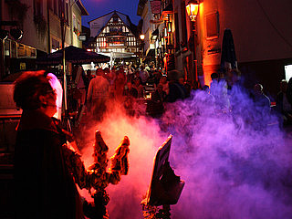 Hell alley party in Assmannshausen
