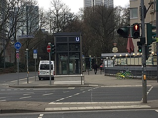 New elevators in the subway station 'Eschenheimer Tor' go into operation