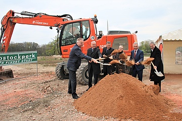 Successful district development at Römerhof - groundbreaking ceremony for up to 1000 apartments