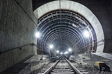 Tunnel closure on Ascension Day: Extensive replacement service