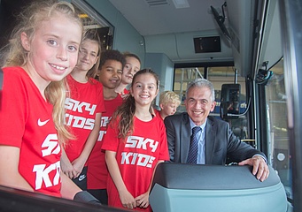 Holger Wüst gewinnt den VGF-Wettbewerb zur Gestaltung der 'Frankfurt-Bahn'