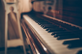 Voice over Piano