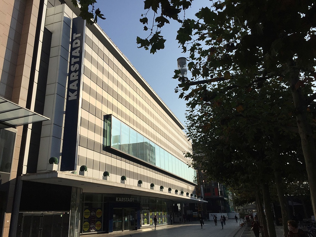 Vereinbarung Zum Erhalt Von Karstadt Auf Der Zeil Unterzeichnet Frankfurt Tipp