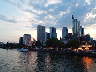 Das Mainfest 2019 findet wieder mit Feuerwerk statt