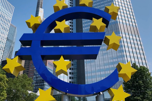 Euro-Skulptur bleibt erhalten – Stadt Frankfurt, EZB und Europa Union einigen sich auf dauerhafte Lösung