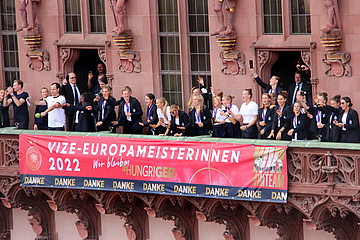 Women's European Football Championship: Frankfurt celebrates runners-up