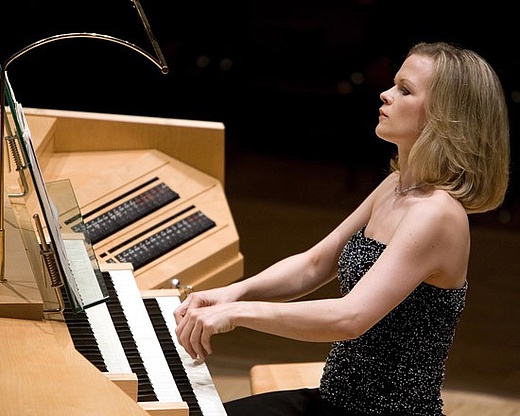 Iveta Apkalna, Orgel
