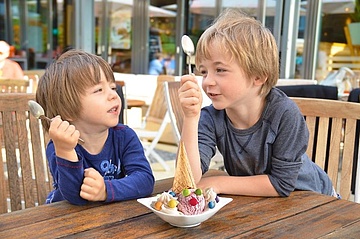 ALEX hat ein großes Herz für Kinder