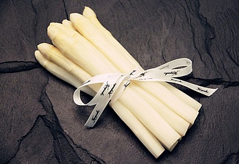 For the Easter holidays: Kempinski Hotel Frankfurt offers an asparagus menu to go