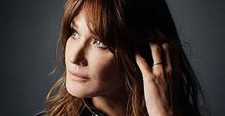 Carla Bruni - French Touch 