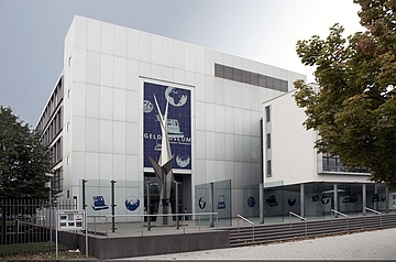 Bundesbank opens new money museum