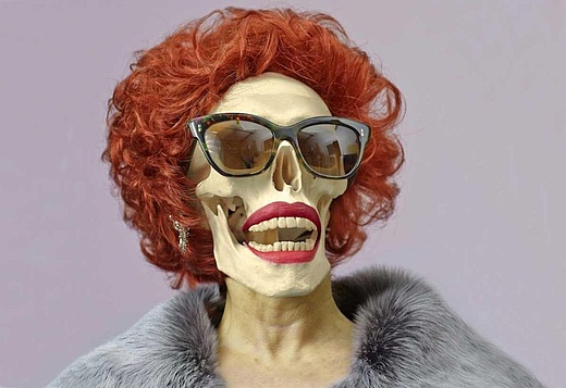 Zarah Leander sings Lady Gaga