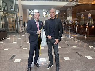 Charity-Gala 'Kleider machen Leute' freut sich 2023 auf hochkarätige Prominenz