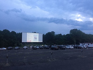 Mal wieder ins Kino? Autokino Gravenbruch darf öffnen