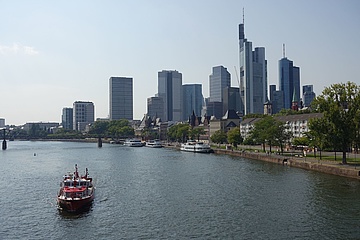 Happy Birthday - Das Frankfurter Feuerlöschboot wird 50