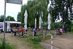 Rund um Frankfurt mit Fahrrad und Fähre: Die ultimative Radtour über den Main