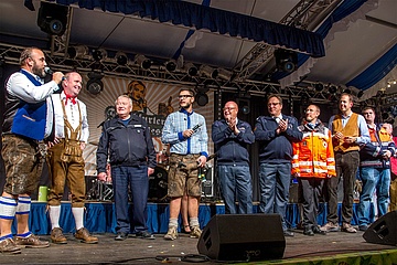 Dankeschön-Abend auf dem Frankfurter Oktoberfest für die Helfer der Bombenentschärfung