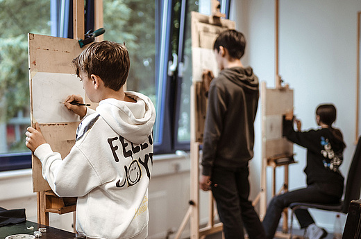 Wöchentlicher Zeichenkurs für Jugendliche Academy of Fine Art Germany Workshops