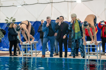 Neue Traglufthalle in Nieder-Eschbach erweitert Schwimmmöglichkeiten für Frankfurt