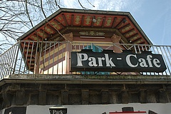 Bauhaus-Pavillon im Grünen: Frankfurts stylishe Parkcafés