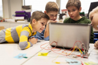 Robot School – Digitale Bildung für Kids & Teens 