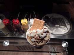 Ice Cream Rolls – Der neueste Food-Trend jetzt auch in Frankfurt 