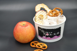 Apple cider ice cream at Cinelli`s Cinelli Design