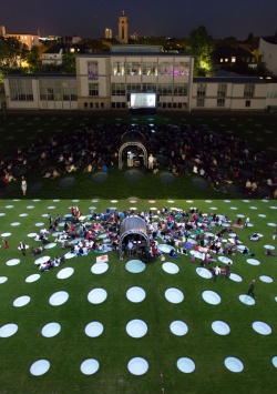 Open Air Kino im Städel Garten