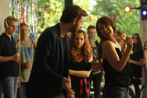 Honey, you take her!