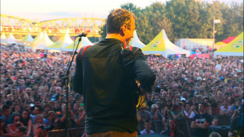 Hubert von Goisern - Brenna tuat`s schon lang